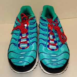 Nike Air Max Plus size 9